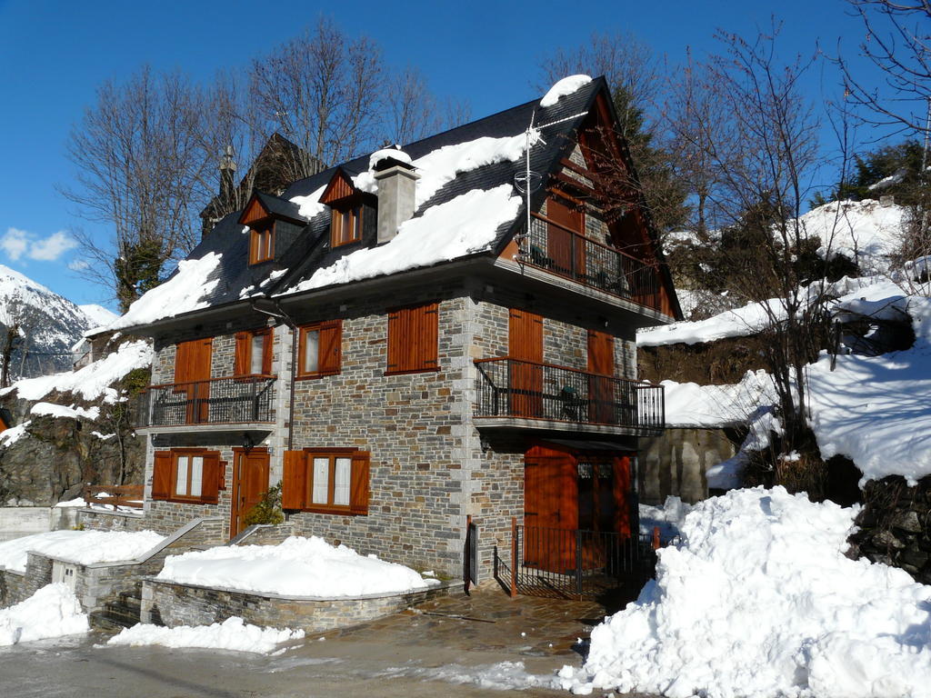 Cap De La Vila Vielha Exterior photo